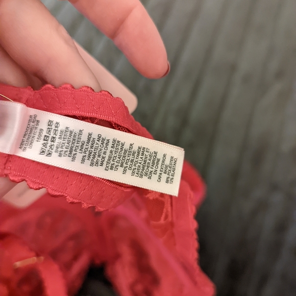 Winter sale.Agent provocateur bra - Picture 3 of 8